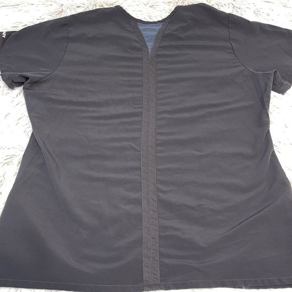 Jockey Gray Scrub Top - Picture 2 of 6